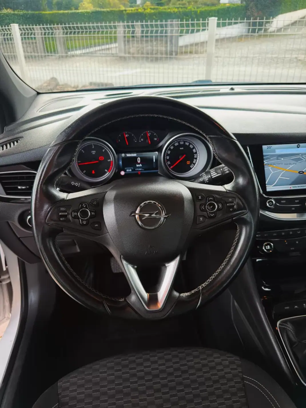 Opel Astra 2017 - 11450 EUR, 122466 km - 122466km - foto 14 de 17