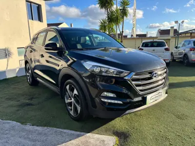 Hyundai Tucson 2016 - 16990 EUR, 22755 km - AUTO.MOTO.pt - 22755km - foto 3 de 14