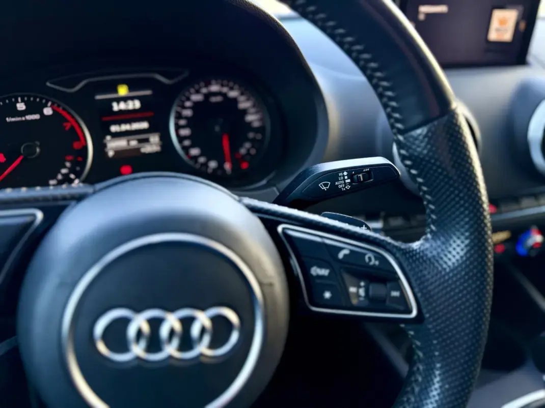 Audi A3 Sportback 2020 - 19950 EUR, 159000 km - AUTO.MOTO.pt - 159000km - foto 23 de 29
