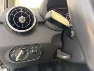 Audi A1 2017 - 12900 EUR, 164200 km - AUTO.MOTO.pt - 164200km - foto 14 de 22