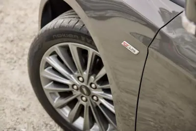 Ford Focus 2018 - 14990 EUR, 104000 km - AUTO.MOTO.pt - 104000km - foto 5 de 29