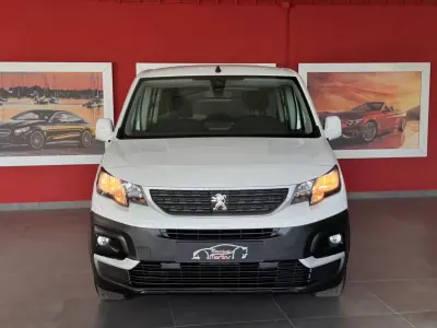 Peugeot Rifter 2019 - 19990 EUR, 120345 km - AUTO.MOTO.pt - 120345km - foto 5 de 21