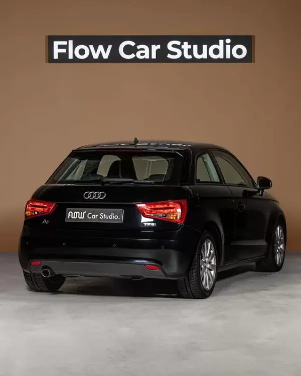 Audi A1 2010 - 8950 EUR, 193000 km - AUTO.MOTO.pt - 193000km - foto 4 de 17