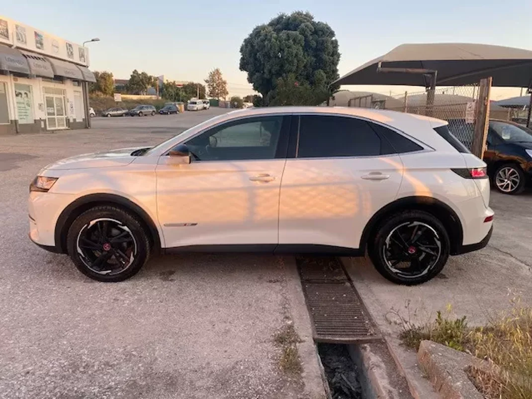 DS DS7 Crossback 2020 - 25990 EUR, 105000 km - AUTO.MOTO.pt - 105000km - foto 7 de 24