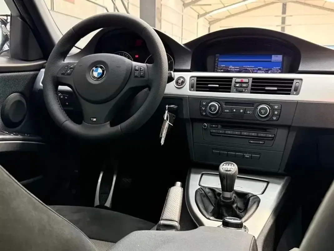 BMW 318 2009 - 11500 EUR, 217166 km - 217166km - foto 21 de 32
