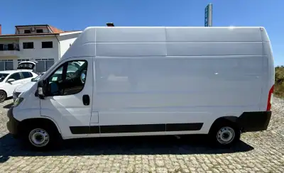 Fiat Ducato 2.2 M-Jet L3H3 140Cv | IVA DEDUTÍVEL 2023 - 28950 EUR, 33000 km - AUTO.MOTO.pt - 33000km - foto 5 de 22