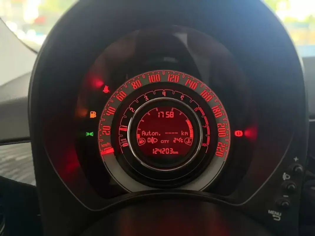 Fiat 500 2016 - 8490 EUR, 124203 km - 124203km - foto 16 de 21