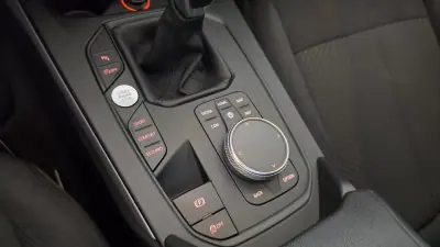 BMW 116 2019 - 17900 EUR, 83877 km - 83877km - foto 45 de 59