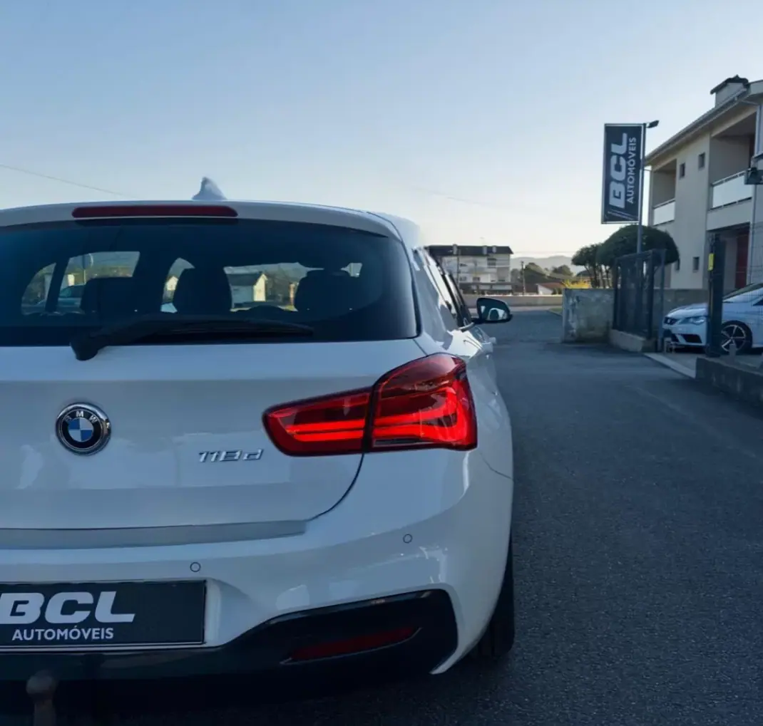 BMW 118 2015 - 17990 EUR, 168000 km - AUTO.MOTO.pt - 168000km - foto 7 de 35