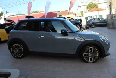 MINI 3 Portas 2020 — photo 4 of 29