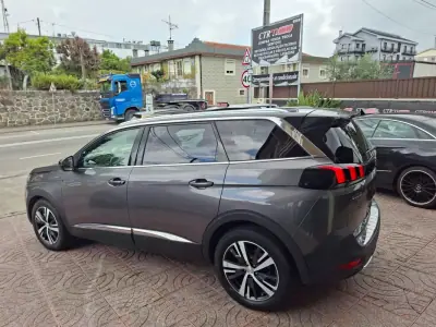Peugeot 5008 2017 - 16500 EUR, 30000 km - AUTO.MOTO.pt - 30000km - foto 10 de 35
