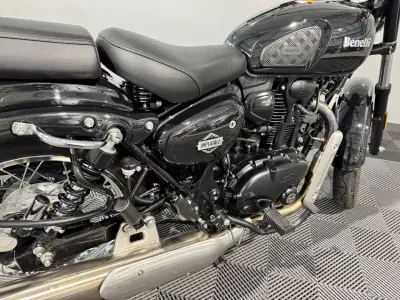 Benelli Imperiale 400 2023 - 3750 EUR, 6290 km - 6290km - foto 15 de 21