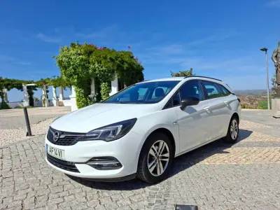 Opel Astra Sports Tourer 2021 - 11900 EUR, 115152 km - 115152km - foto 1 de 22