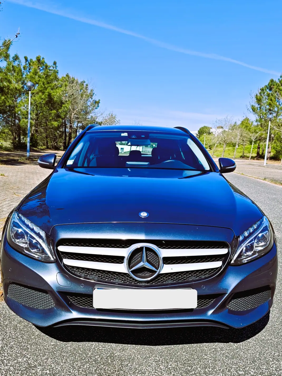 Mercedes-Benz C 200 2015 - 11500 EUR, 326000 km - AUTO.MOTO.pt - 326000km - foto 1 de 15