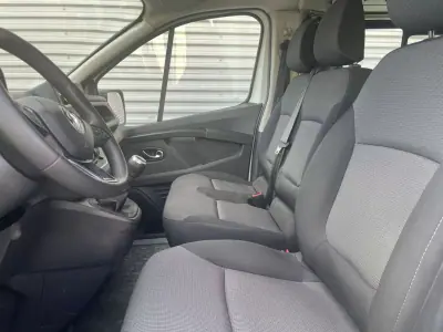 Renault Trafic Trafic III Combi L1H1 3.0t 2023 - 33900 EUR, 4655 km - AUTO.MOTO.pt - 4655km - foto 10 de 24