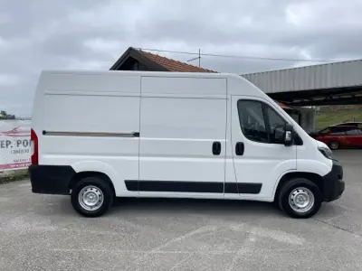 Peugeot Boxer 2.0BlueHDi L2H2 Premium 2019 - 18990 EUR, 232250 km - AUTO.MOTO.pt - 232250km - foto 2 de 17