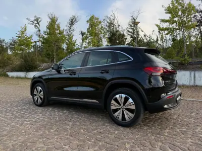 Mercedes-Benz EQA 2021 - 27500 EUR, 126000 km - AUTO.MOTO.pt - 126000km - foto 14 de 23