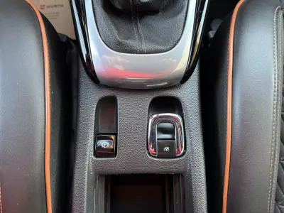 Opel Cascada 2018 - 16900 EUR, 128000 km - AUTO.MOTO.pt - 128000km - foto 39 de 43