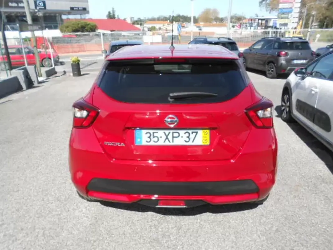 Nissan Micra 2018 - 11900 EUR, 169700 km - AUTO.MOTO.pt - 169700km - foto 6 de 12