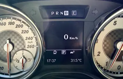 Mercedes-Benz SLK 200 2011 - 25950 EUR, 116975 km - AUTO.MOTO.pt - 116975km - foto 55 de 80