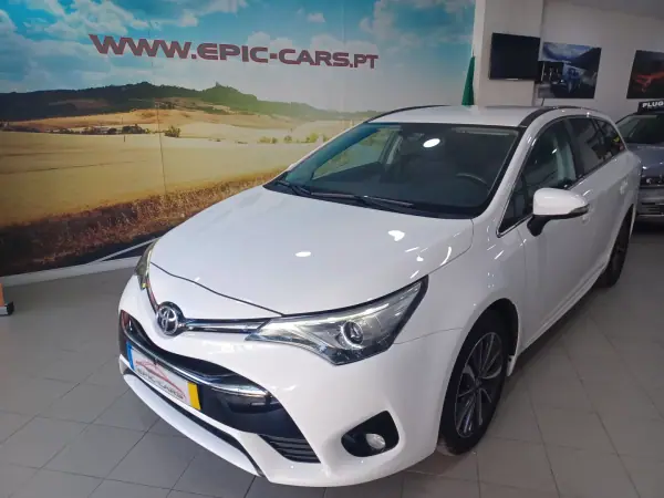 Toyota Avensis Touring Sports 2016 - 15980 EUR, 120621 km - AUTO.MOTO.pt - 120621km - foto 4 de 45