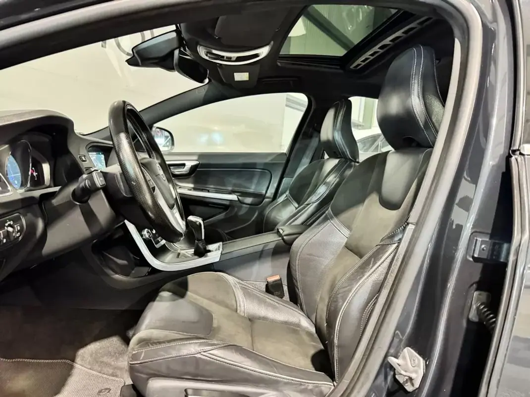 Volvo S60 2016 - 14900 EUR, 205158 km - 205158km - foto 19 de 30