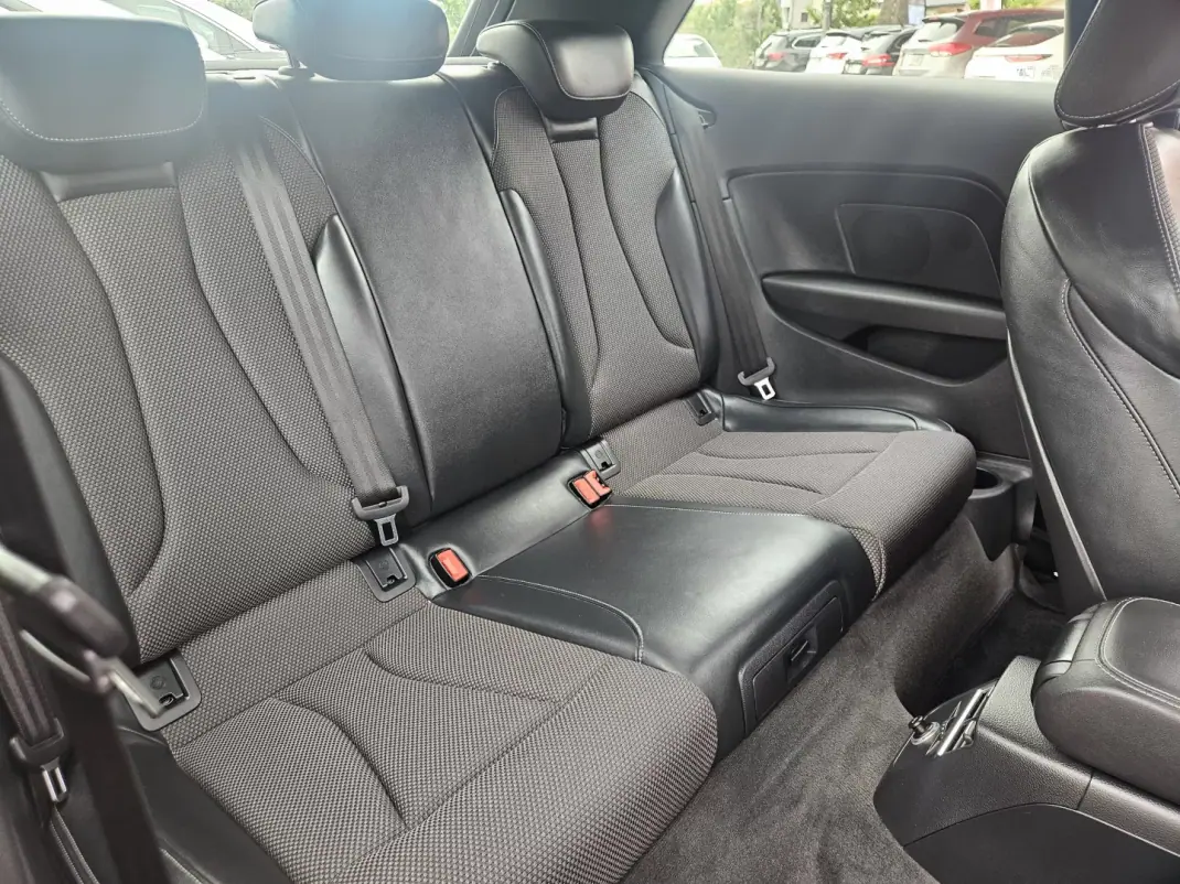 Audi A3 2017 - 22500 EUR, 50100 km - AUTO.MOTO.pt - 50100km - foto 25 de 53