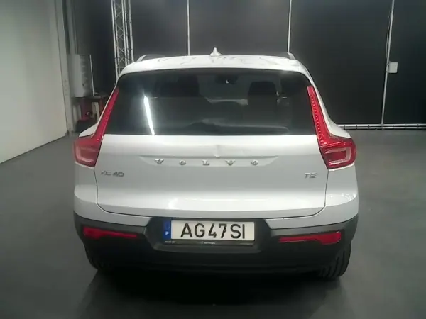 Volvo XC 40 1.5 T2 Momentum Core 2021 Gasolina