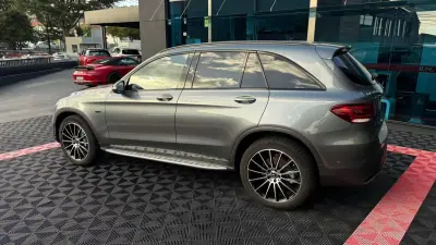 Mercedes-Benz GLC 300 2021 - 42900 EUR, 90000 km - AUTO.MOTO.pt - 90000km - foto 5 de 12