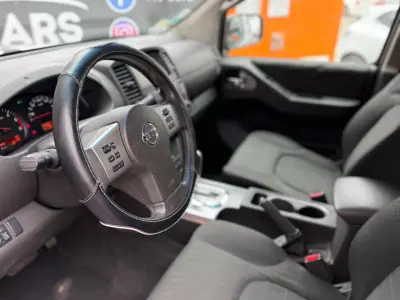 Nissan Navara 2011 - 20900 EUR, 188633 km - AUTO.MOTO.pt - 188633km - foto 5 de 13