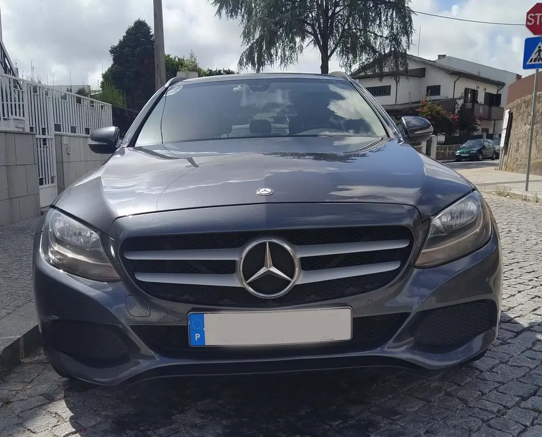 Mercedes-Benz C 180 2015 - 14500 EUR, 230000 km - AUTO.MOTO.pt - 230000km - foto 9 de 10