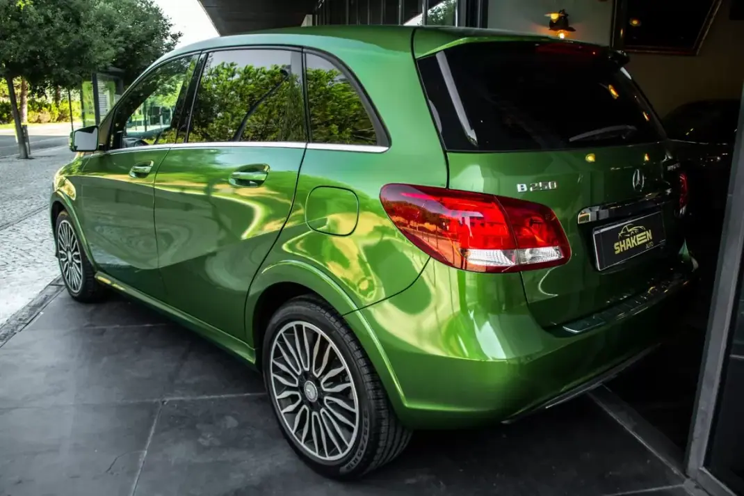 Mercedes-Benz B 250 2017 - 13990 EUR, 85144 km - AUTO.MOTO.pt - 85144km - foto 6 de 44