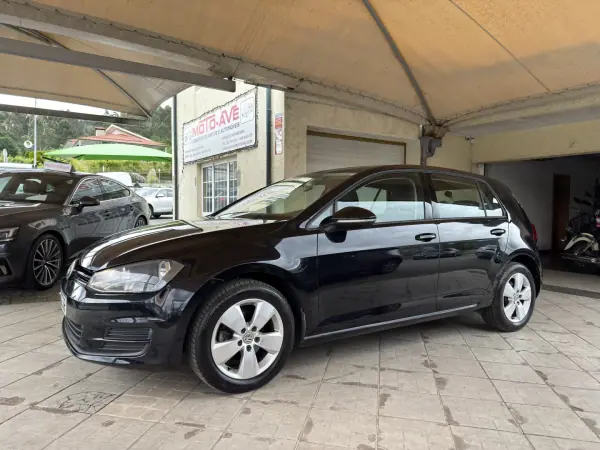 Volkswagen Golf 2015 - 12500 EUR, 195718 km - AUTO.MOTO.pt - 195718km - foto 3 de 27