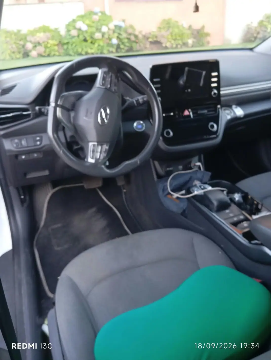 Hyundai Ioniq 2021 - 22500 EUR, 123000 km - 123000km - foto 5 de 6