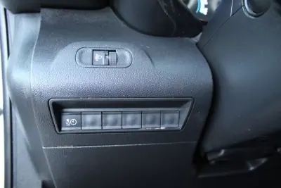 Toyota Proace Verso Electric 2022 - 22750 EUR, 52000 km - AUTO.MOTO.pt - 52000km - foto 13 de 28