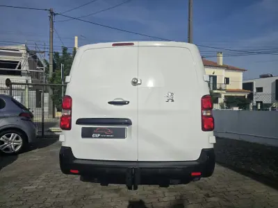 Peugeot 2022 - 17500 EUR, 175000 km - AUTO.MOTO.pt - 175000km - foto 3 de 15