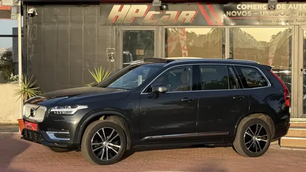 Volvo XC 90 2021 - 43990 EUR, 104000 km - AUTO.MOTO.pt - 104000km - foto 6 de 47