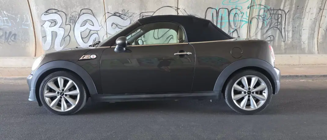 MINI Roadster 2012 - 14750 EUR, 118000 km - 118000km - foto 18 de 32