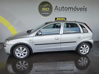 Opel Corsa 2005 - 3250 EUR, 180000 km - AUTO.MOTO.pt - 180000km - foto 2 de 10