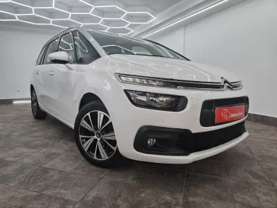 Citroën C4 Grand Picasso 2018 - 13650 EUR, 245556 km - AUTO.MOTO.pt - 245556km - foto 7 de 43