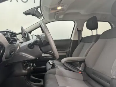 Citroën C4 Cactus 2017 - 13990 EUR, 163000 km - 163000km - foto 22 de 24