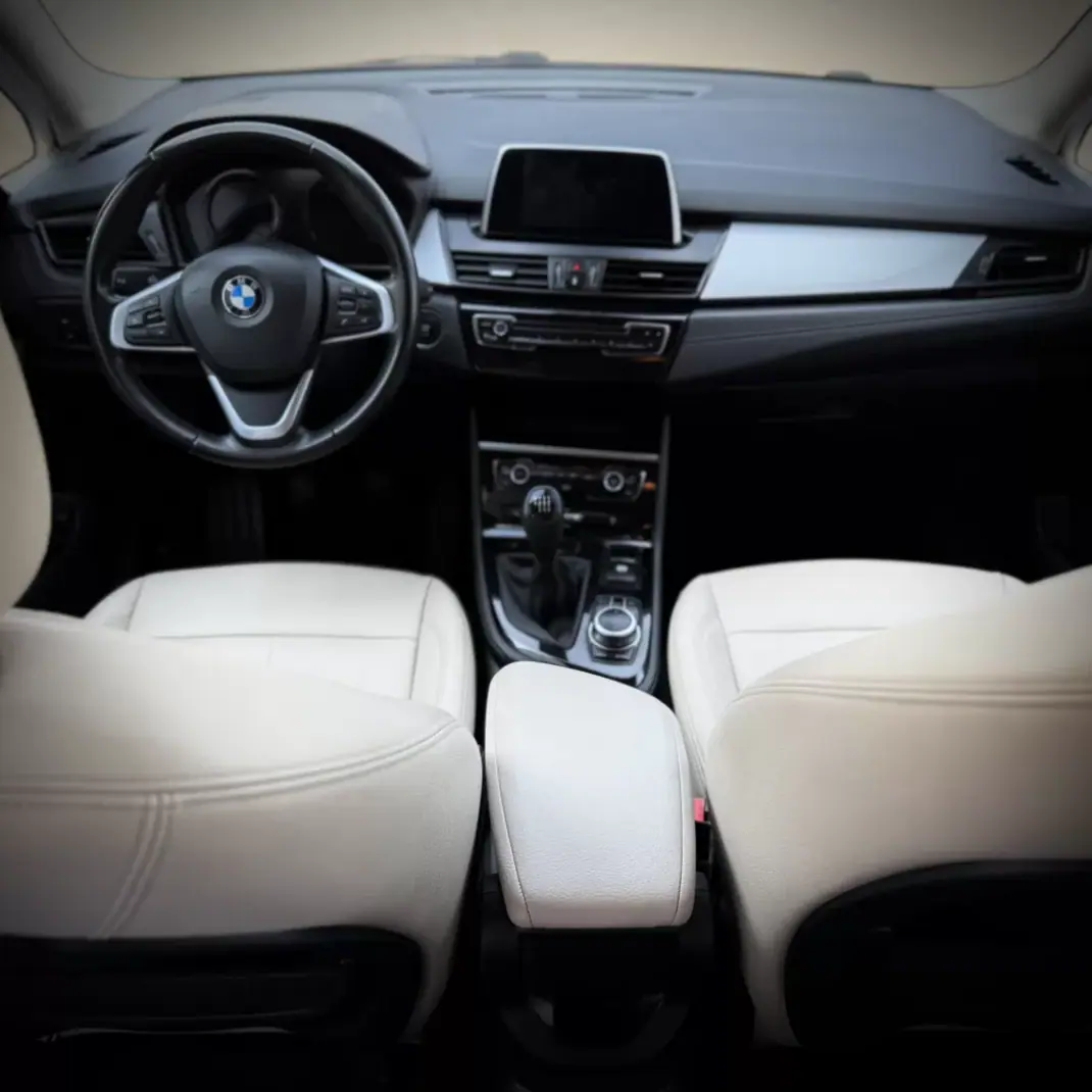 BMW 216 Gran Tourer 2019 - 15900 EUR, 177000 km - 177000km - foto 4 de 15