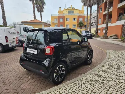 Smart Fortwo Cabrio 2017 - 10480 EUR, 120000 km - AUTO.MOTO.pt - 120000km - foto 6 de 8