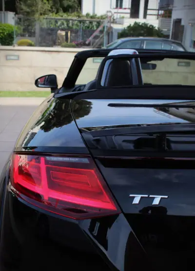 Audi TT Roadster 2015 - 23990 EUR, 151000 km - AUTO.MOTO.pt - 151000km - foto 19 de 37