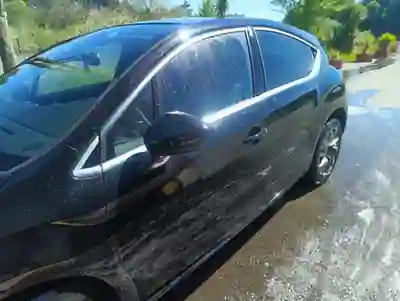 Citroën DS4 2012 - 6500 EUR, 245000 km - AUTO.MOTO.pt - 245000km - foto 3 de 12