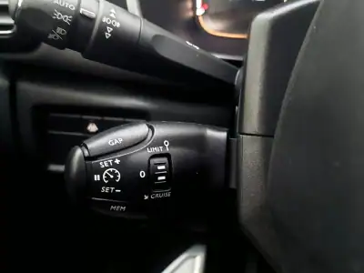 Citroën C5 Aircross 2020 - 21500 EUR, 55490 km - AUTO.MOTO.pt - 55490km - foto 27 de 33