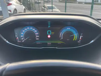 Peugeot 3008 2022 - 22900 EUR, 69000 km - AUTO.MOTO.pt - 69000km - foto 36 de 37