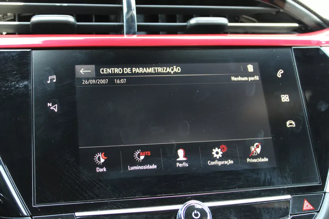 Opel Corsa 2022 - 14400 EUR, 76305 km - AUTO.MOTO.pt - 76305km - foto 11 de 21