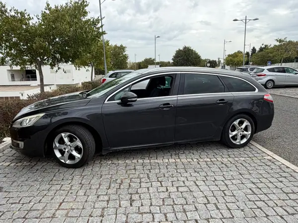 Peugeot 508 SW 2014 — foto 3 de 9
