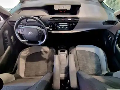 Citroën C4 Grand Picasso 2014 - 8500 EUR, 209000 km - AUTO.MOTO.pt - 209000km - foto 16 de 20
